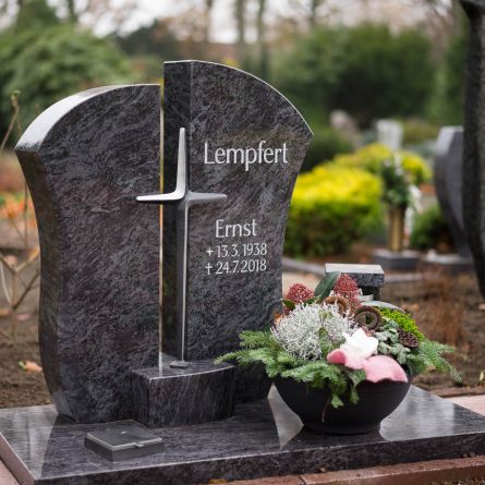 Doppelstele mit Aluminium-Kreuz